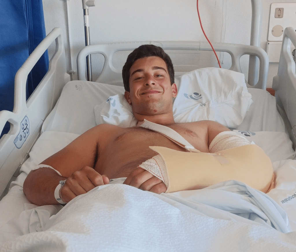 Forcado de São Manços fratura braço em Almendralejo