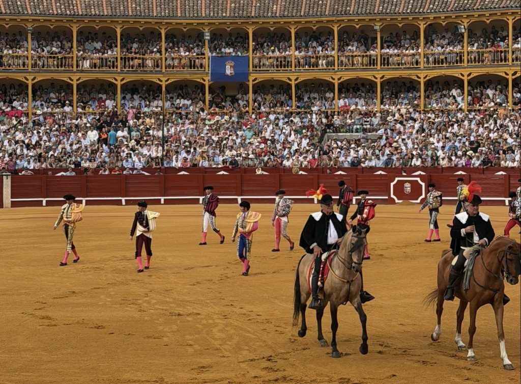 Morante e Aguado a ombros em Aranjuez
