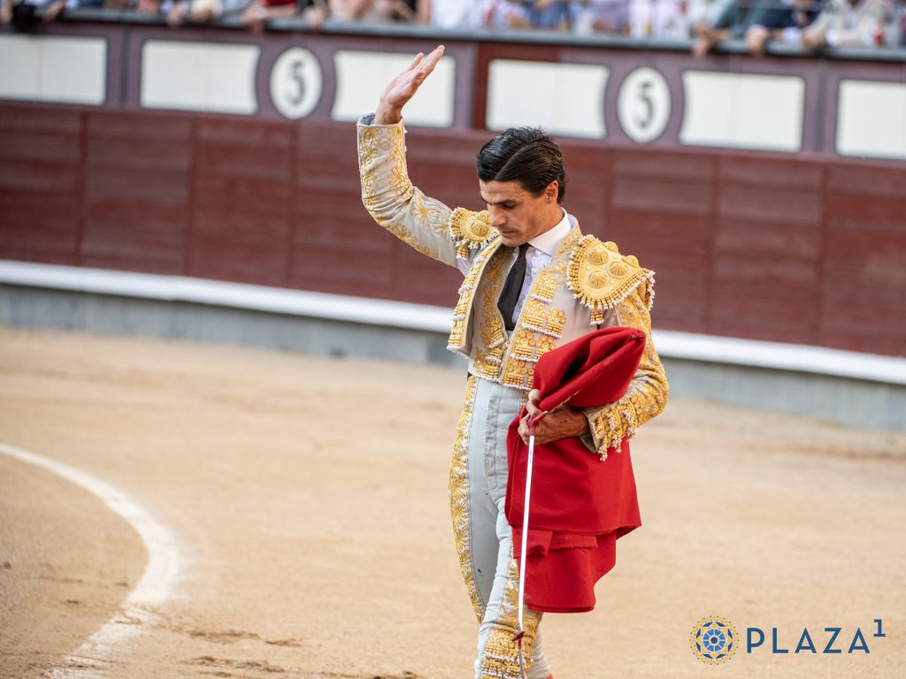 Bronca de Pablo Aguado marca tarde de Madrid