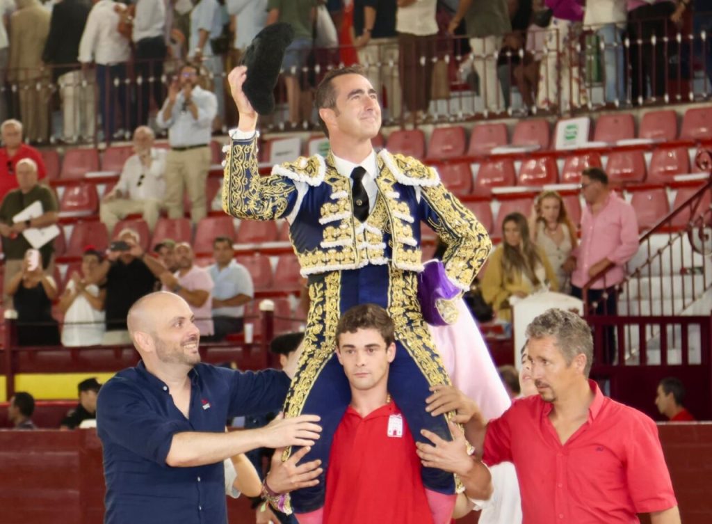 Fandi com Porta Grande na primeira de Murcia