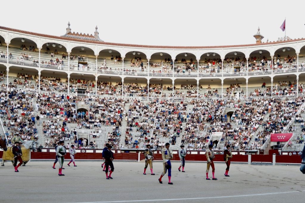 Ovações por entre silêncios em Las Ventas