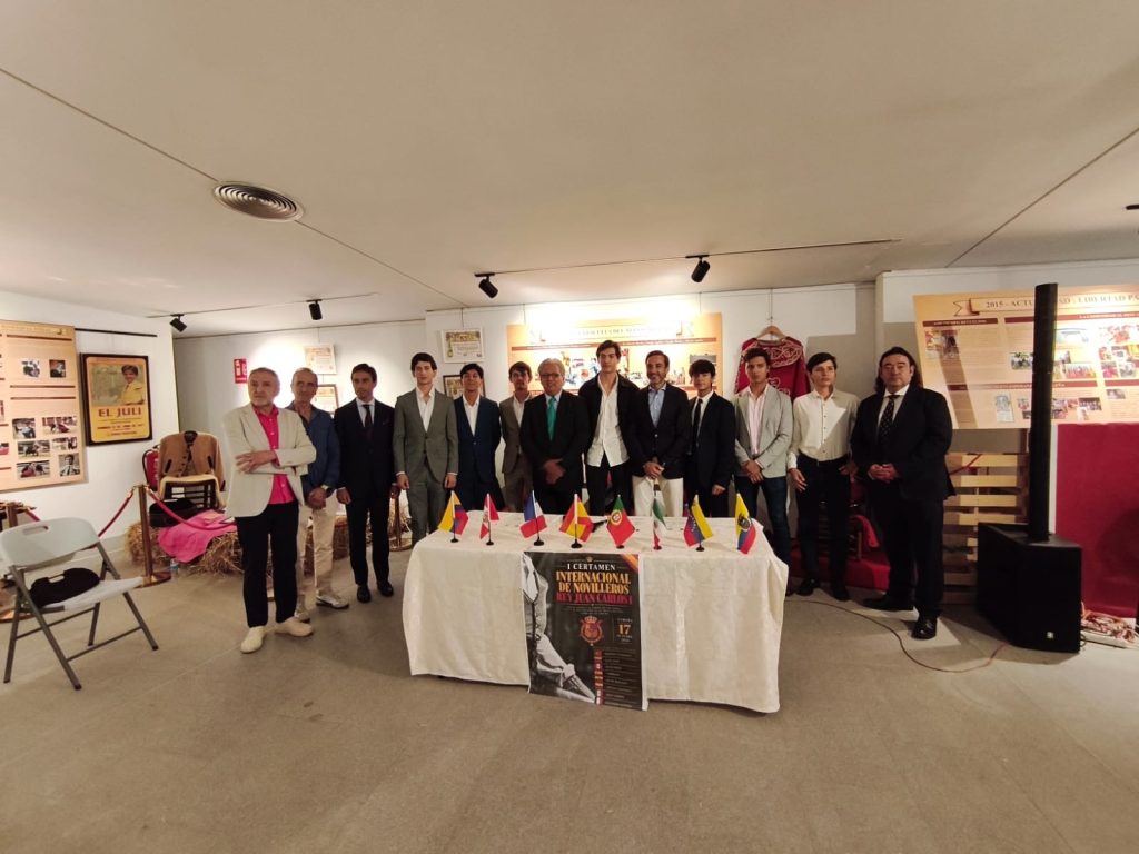 Jovem toureiro português Martim Velásquez disputa concurso internacional em Espanha com participantes de oito países